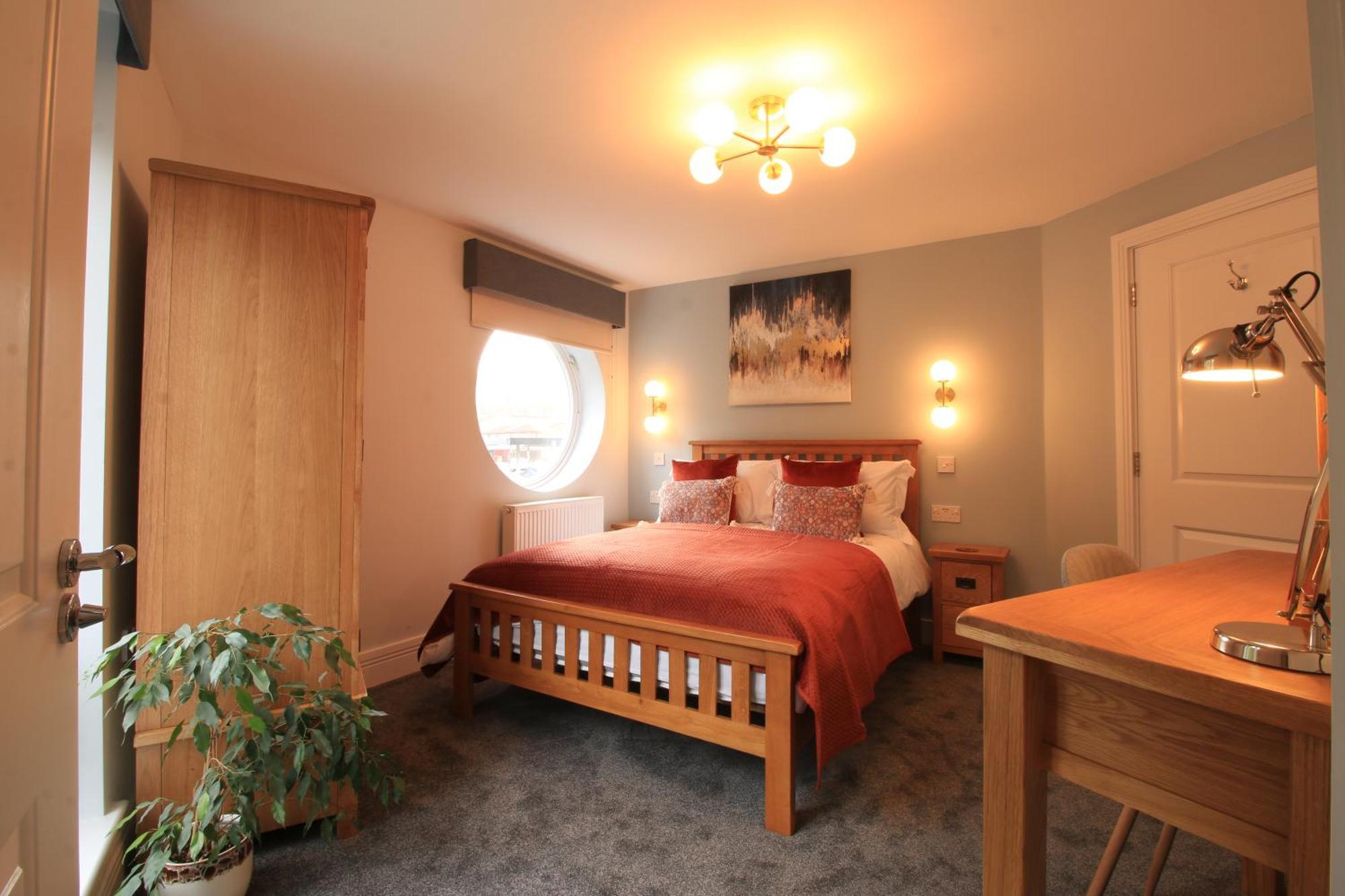 Streamside Apartments Yeovil Extérieur photo