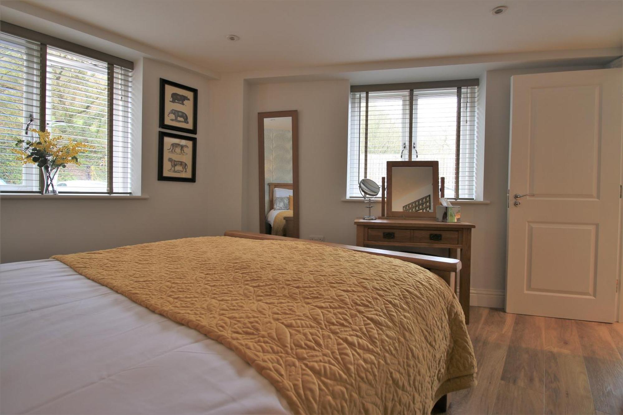 Streamside Apartments Yeovil Extérieur photo